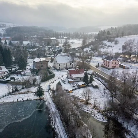 Appartamento Ve Mlyne Teplice nad Metují