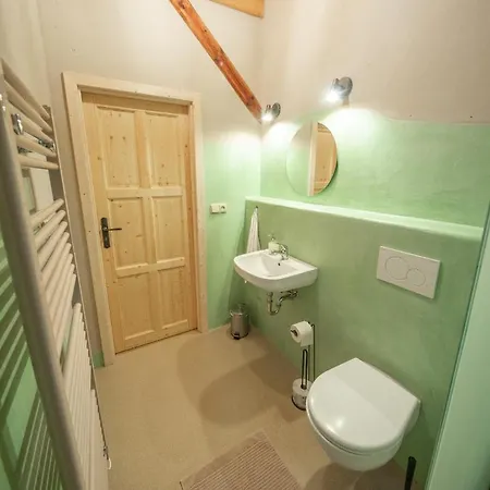 Ve Mlyne Apartment