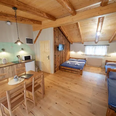 Ve Mlyne Apartment