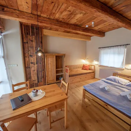 Apartment Ve Mlyne *