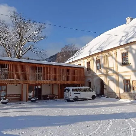 Apartment Ve Mlyne *