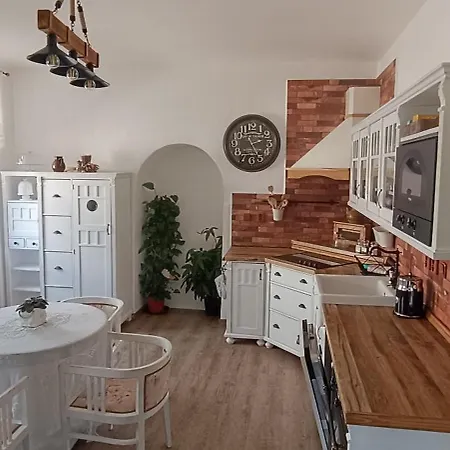 Ve Mlyne Teplice nad Metují