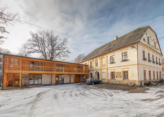 아파트 Ve Mlyne Teplice nad Metují